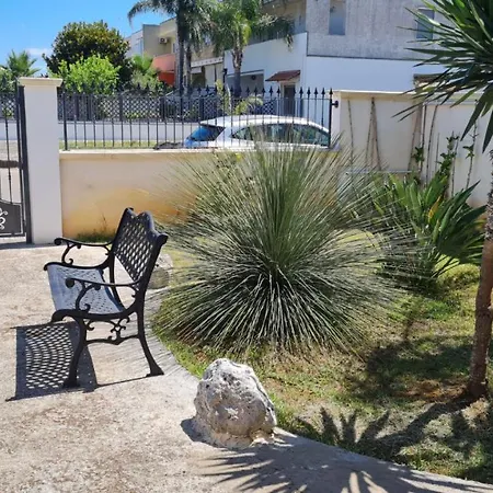 Гостевой дом Dasylirion Vacanze Cursi